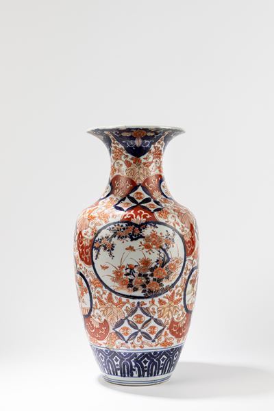 Vaso in Porcellana Imari, Giappone, Inizio Secolo XX