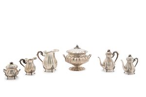 Servizio da tè e caffè con brocca e zuppiera