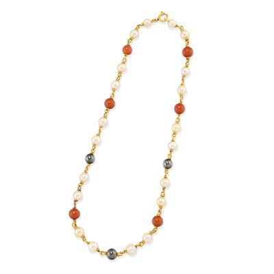 Collana con Perle Coltivate e Corallo