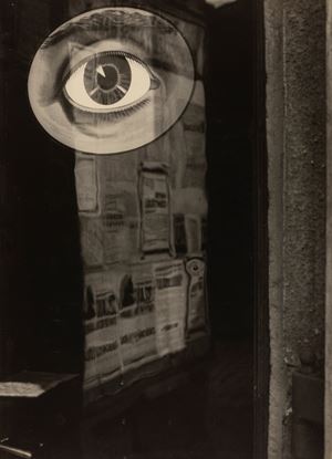 Eye from Time Persists