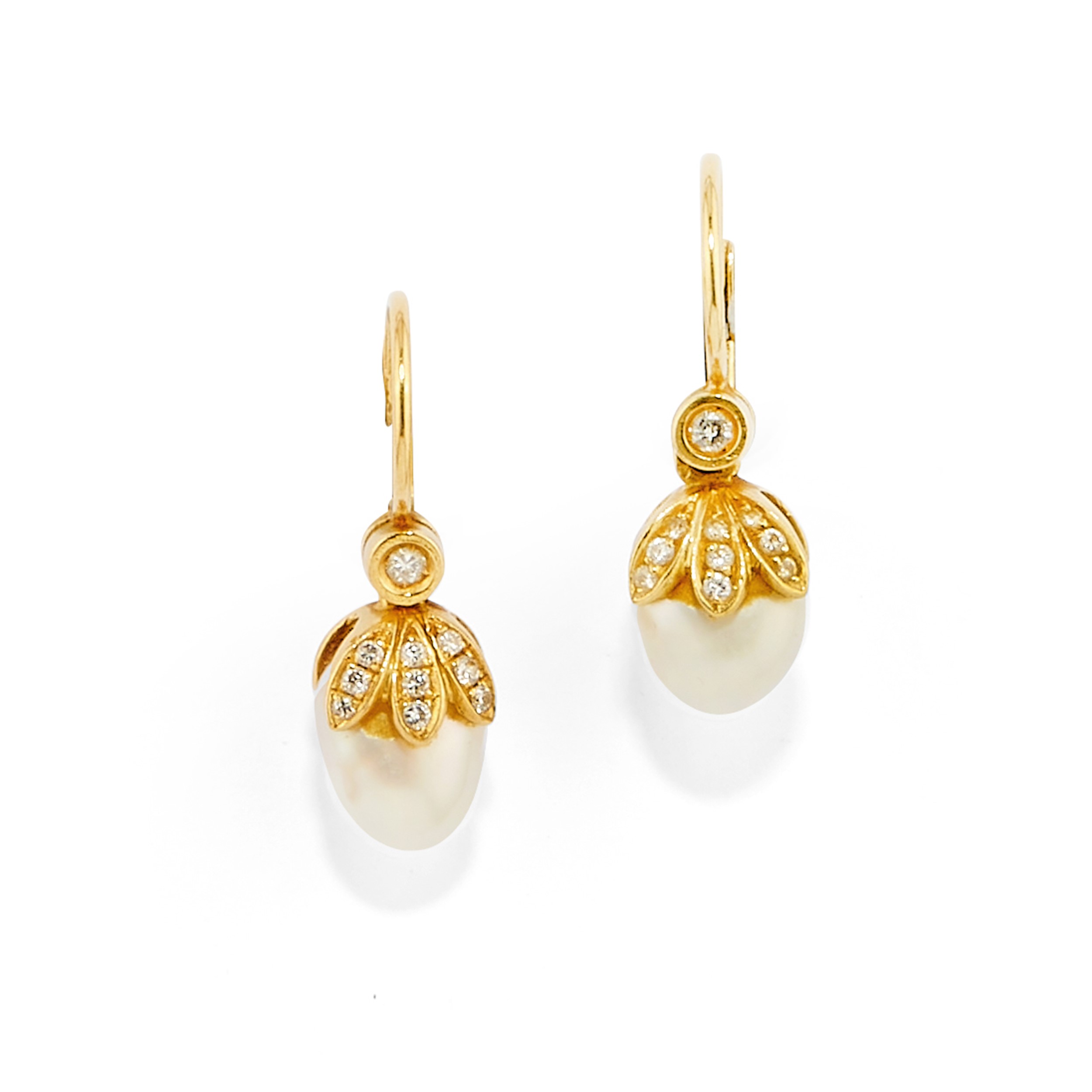 Orecchini Chic in argento placcato oro con perle