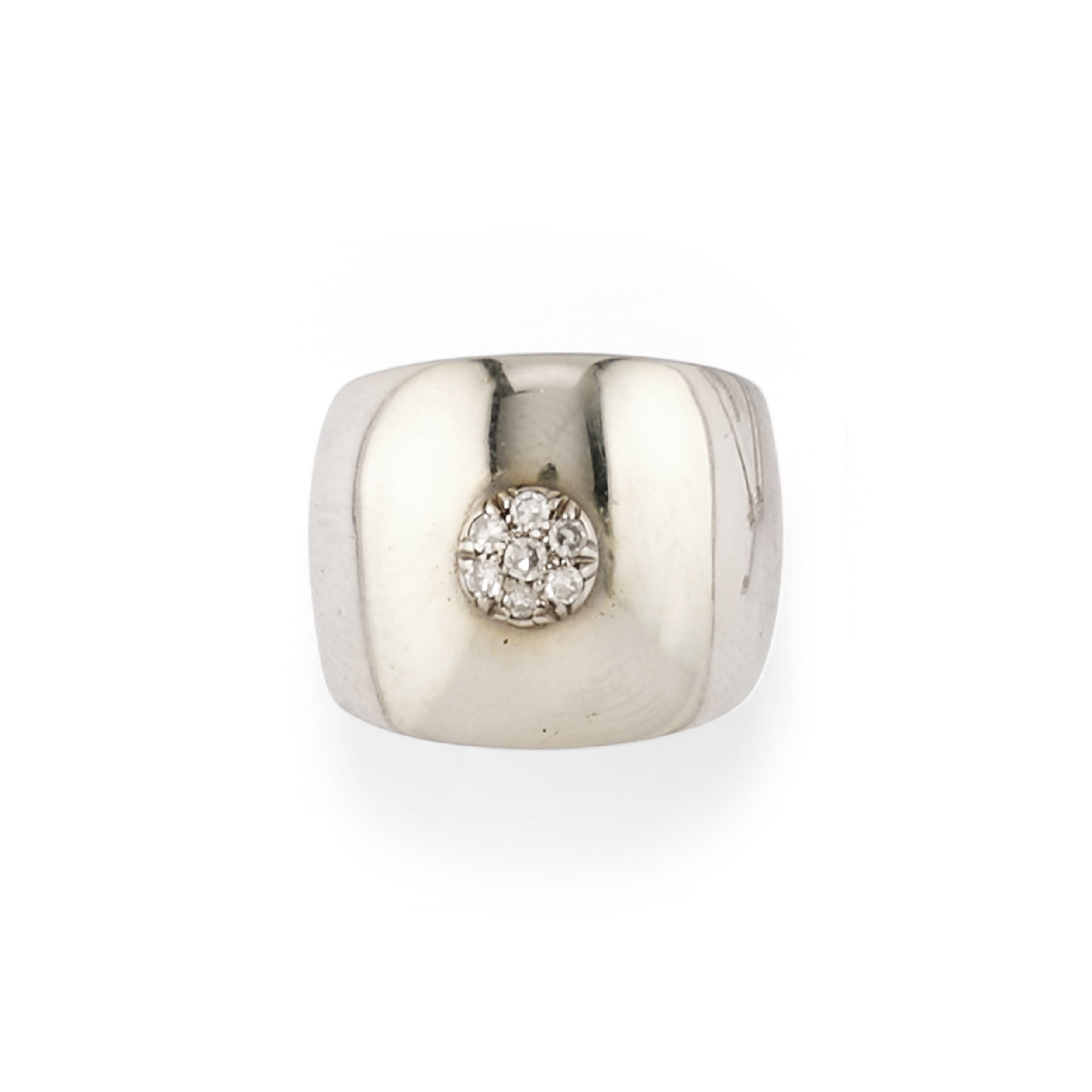 Spilla a forma di cuore e anello a fascia in oro bianco 18k con diamanti