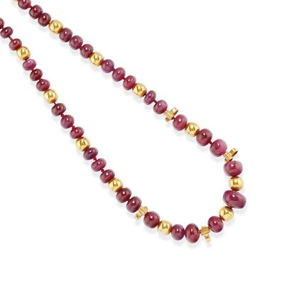Collana con rubini, oro giallo 18k