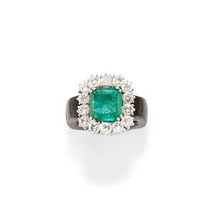 Emerald ring