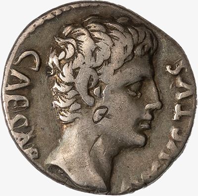 AUGUSTO, Denario databile al 19 a.C., Zecca di Colonia Patricia, argento, gr. 3,58, diam. 18 mm
