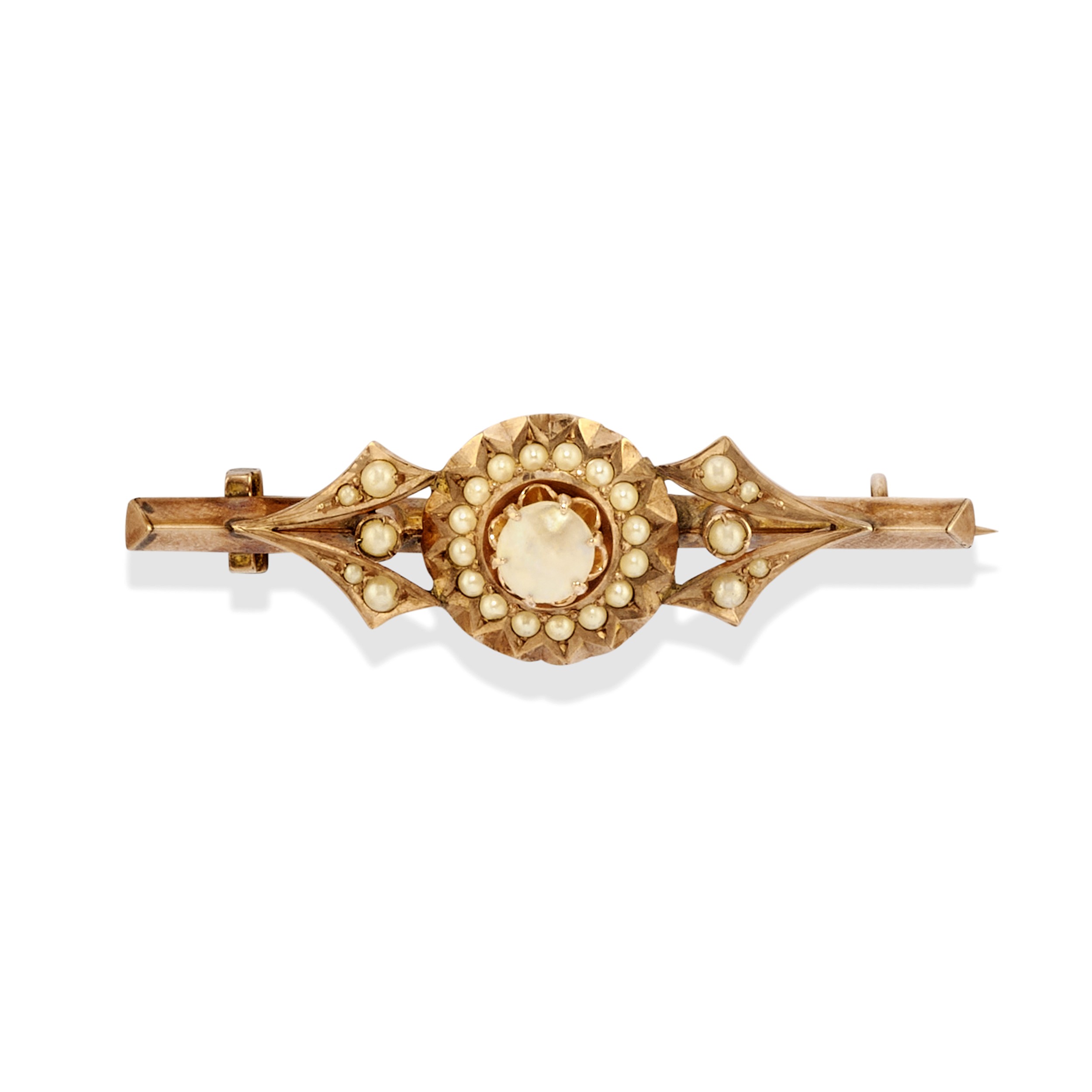 Lotto di gioielli in oro giallo 18k e bassa caratura, composto da due spille e tre coppie di orec...