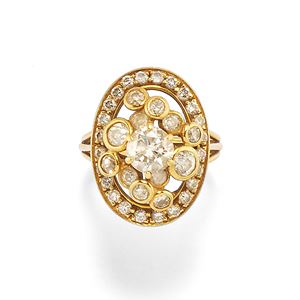 Anello con diamanti