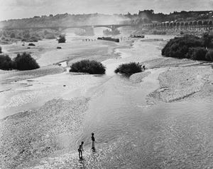Nevres, les bancs de sable de la Loire et le pont