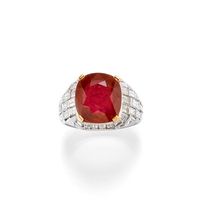 Anello con Rubino