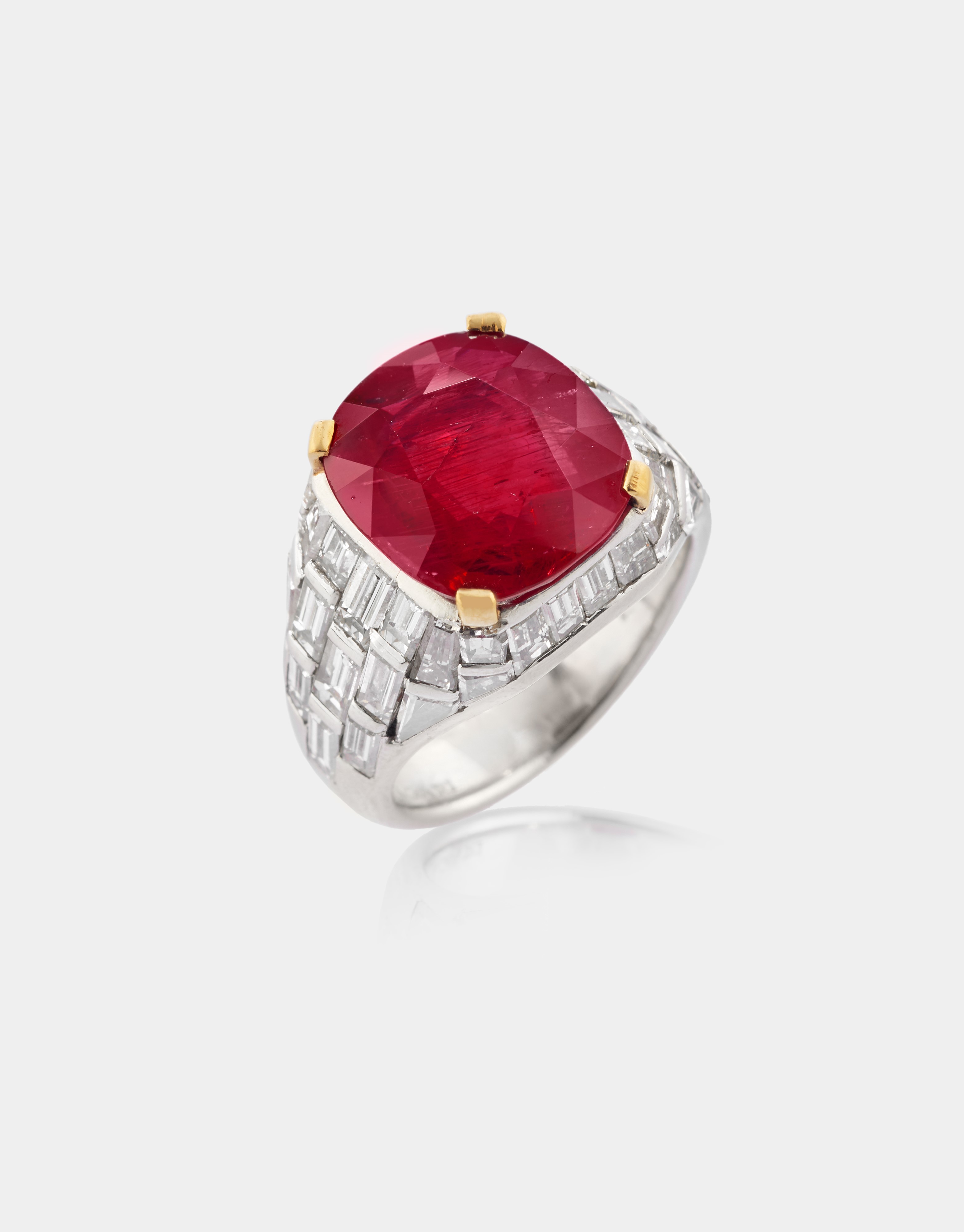 Bulgari - Anello con Rubino