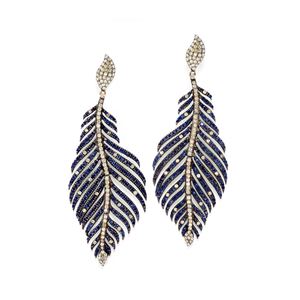 Orecchini pendenti con zaffiri e diamanti