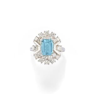 Anello con acquamarina