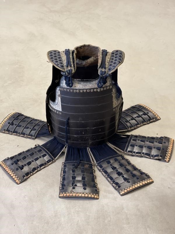 Okegawa-do Tosei Gusoku (armatura da Samurai)