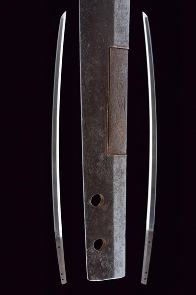 Tachi in Shirasaya