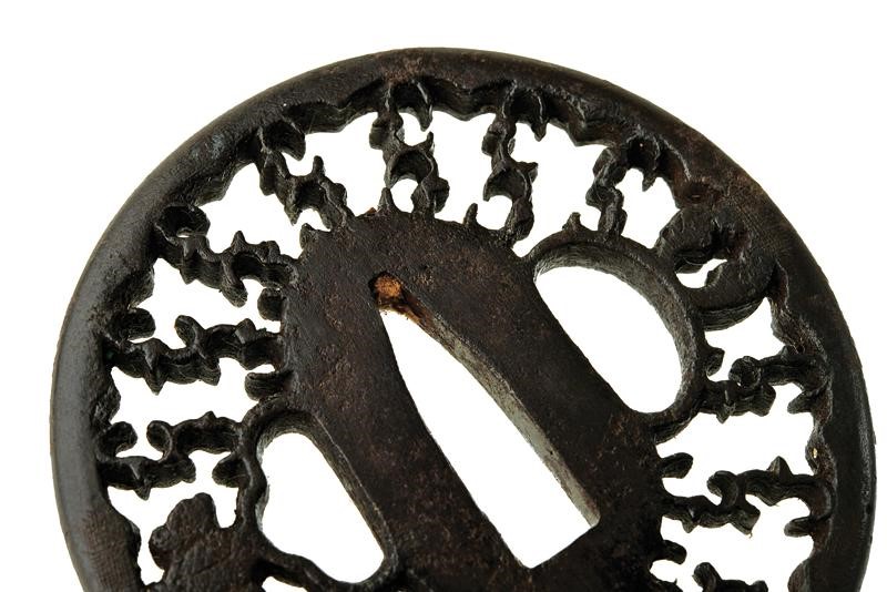 Tsuba Sukashi