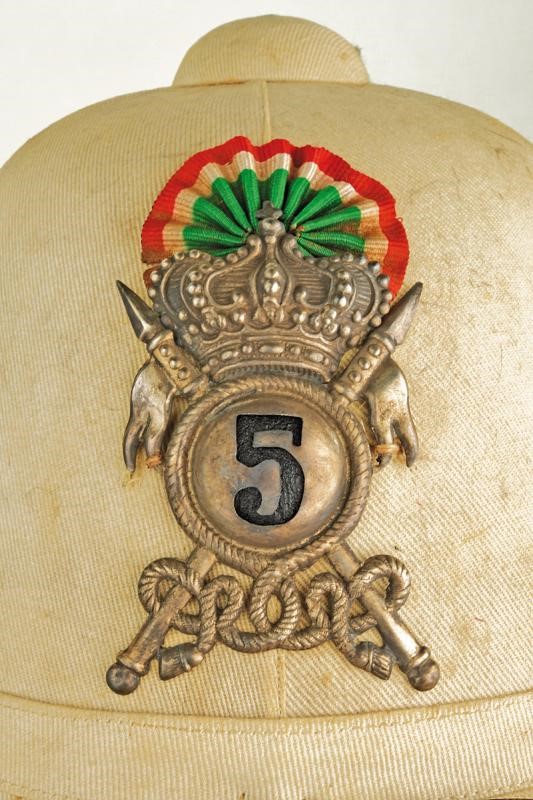 Casco Coloniale da Ufficiale di Cavalleria del 5° Reggimento di Novara