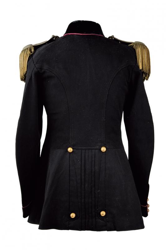 Rara Uniforme da Ufficiale Medico della Croce Rossa