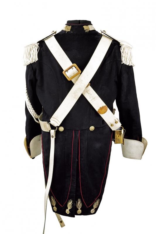 Uniforme da Gendarme con Sciabola