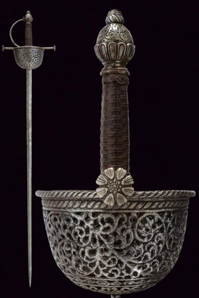 Elegante Spada a Tazza