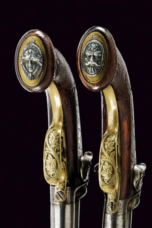 Paio di Rare Pistole a Luminello a Canne Sovrapposte per il Mercato Orientale