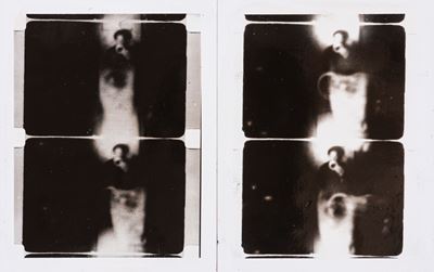 Film Stenopeico (L'Uomo senza Macchina da Presa), due polaroid applicate a cartoncino