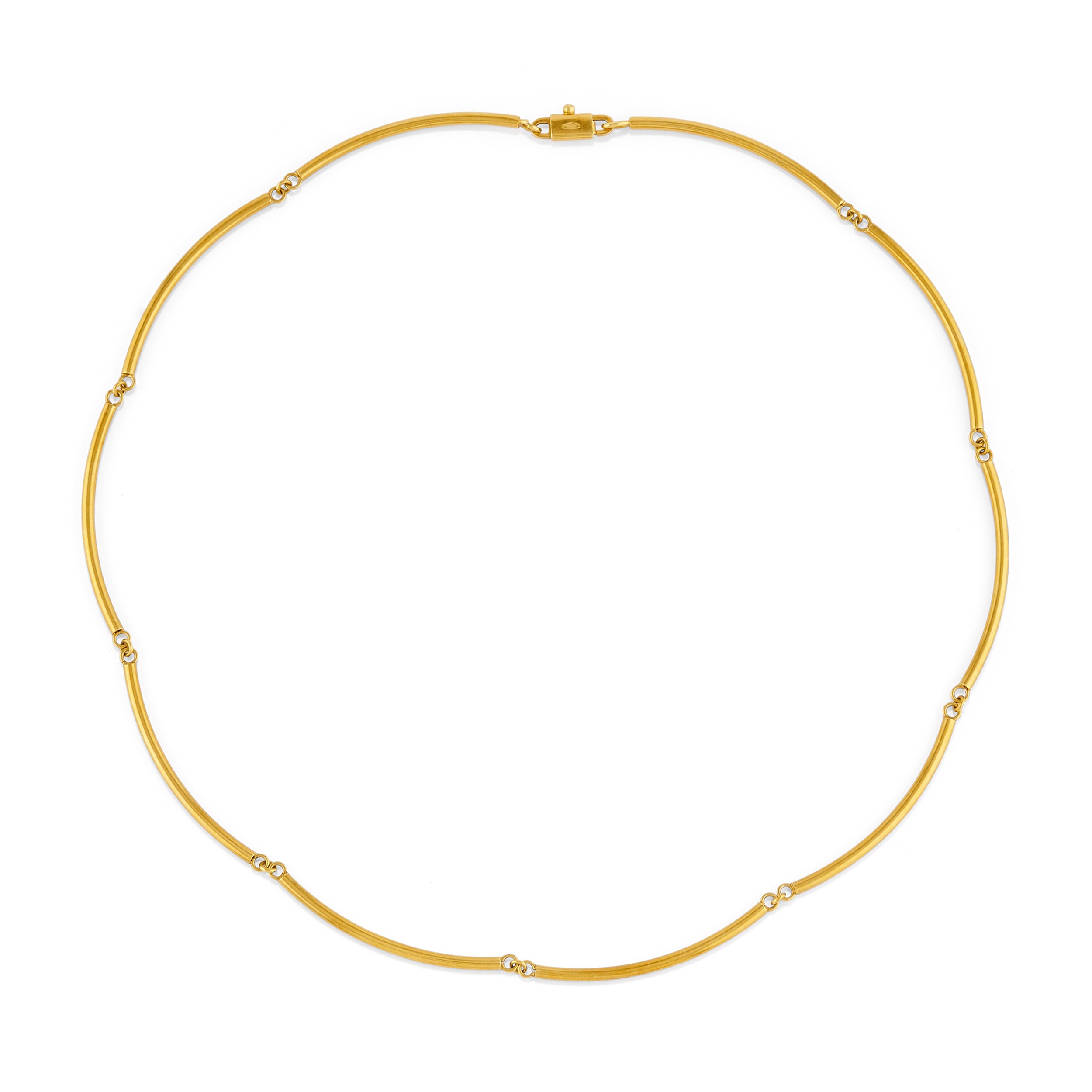 Lotto di gioielli in oro giallo 18k con orecchini, collana e spilla con diamante