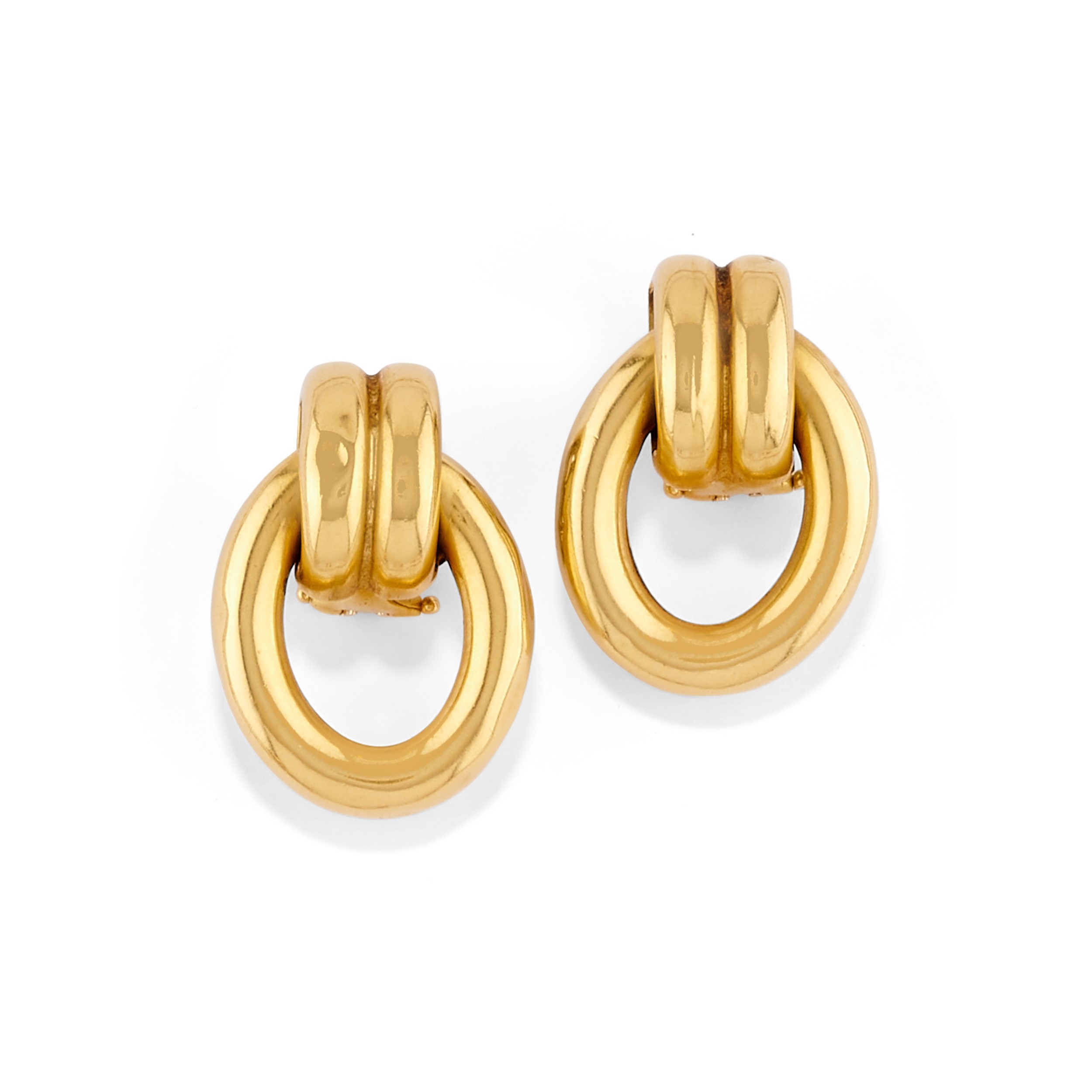 Lotto di gioielli in oro giallo 18k con orecchini, collana e spilla con diamante
