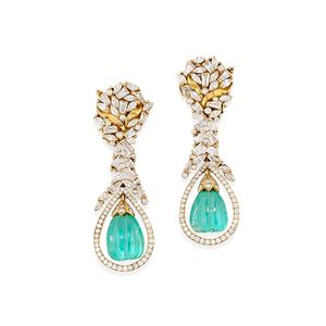Pendant emerald earrings