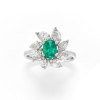 Anello con Smeraldo