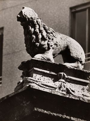 Colonna del Leone, San Babila, Milano
