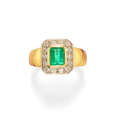 Anello con Smeraldo