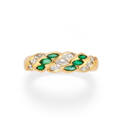 Anello con Smeraldi
