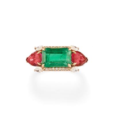 Anello con Smeraldo