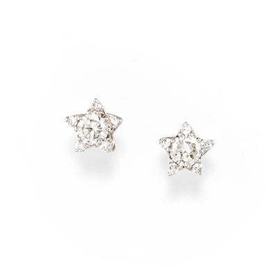 Orecchini in oro bianco 18k con diamanti taglio brillante