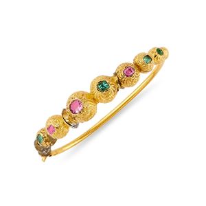 Bangle with color stones