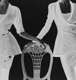 Senza titolo (la sedia in negativo)