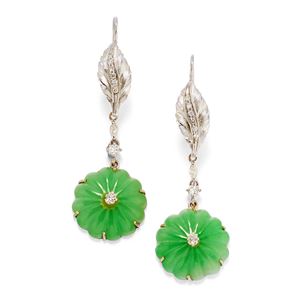  - Pendant earrings with jade