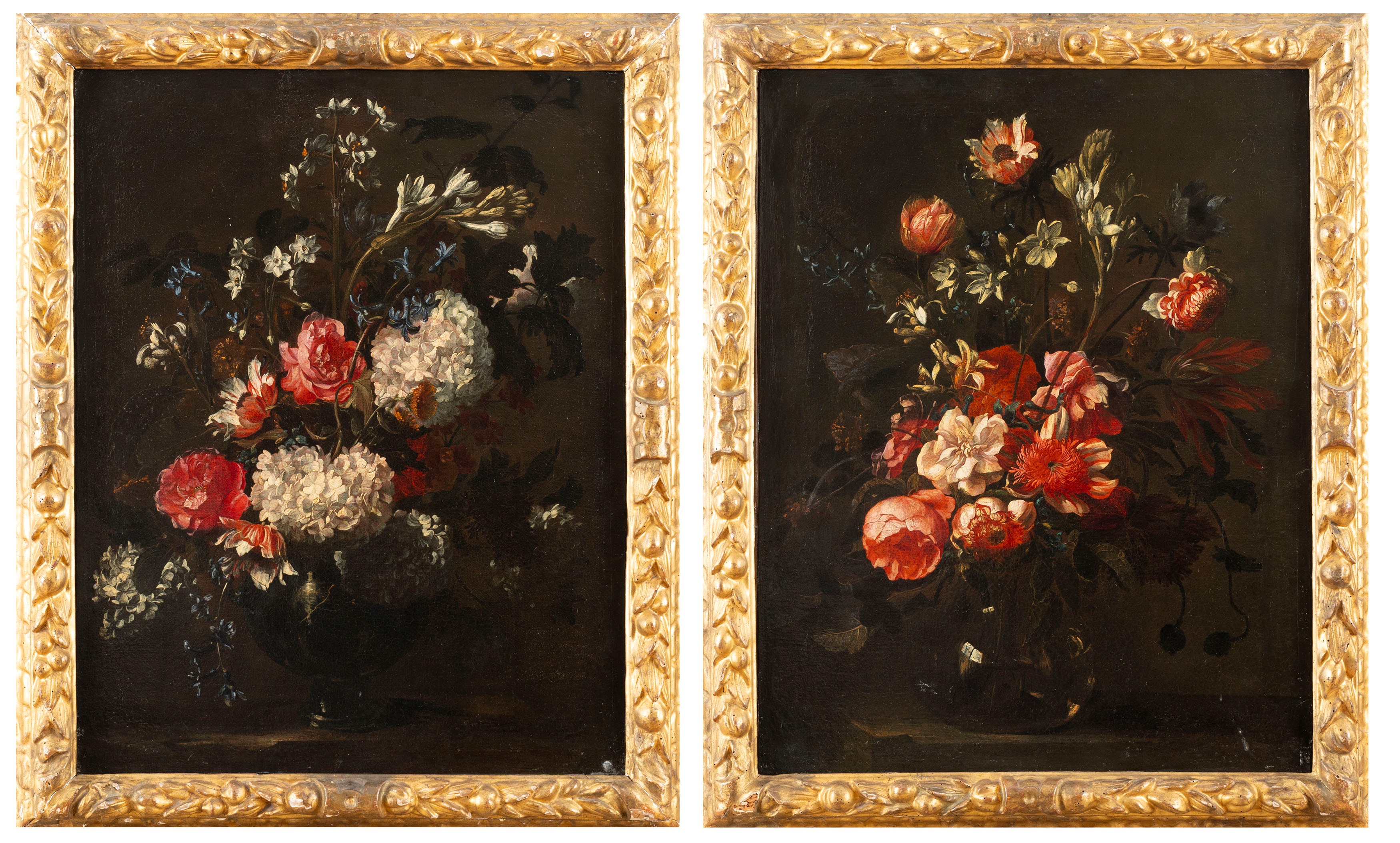 Andrea Belvedere - Rose, ortensie e narcisi in un vaso di vetro; e Rose, peonie e altri fiori in ...