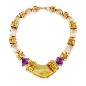 Necklace with colored stones