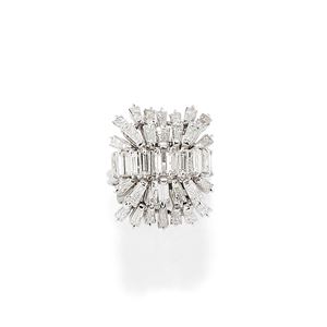 Anello con diamanti