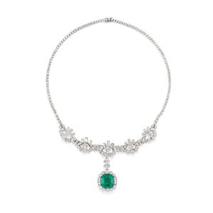 Collana con smeraldo