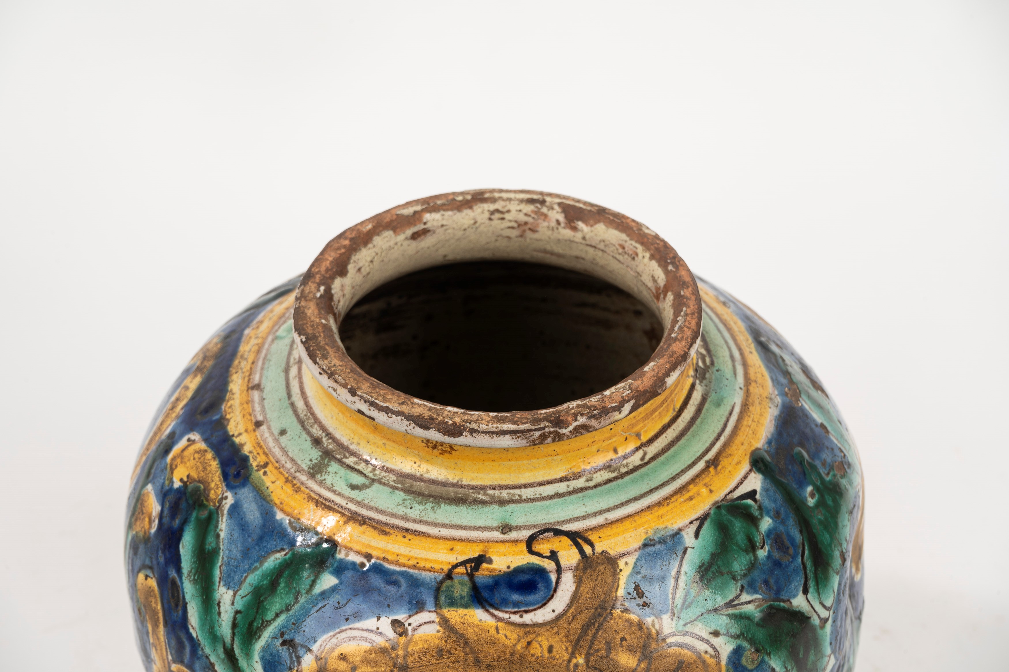 Vaso a Boccia in Maiolica Policroma, Caltagirone, Secolo XVII