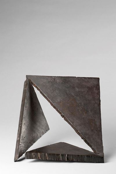 Senza titolo, scultura in bronzo del 1973
