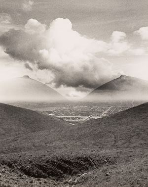 Hovering Haze over Hose