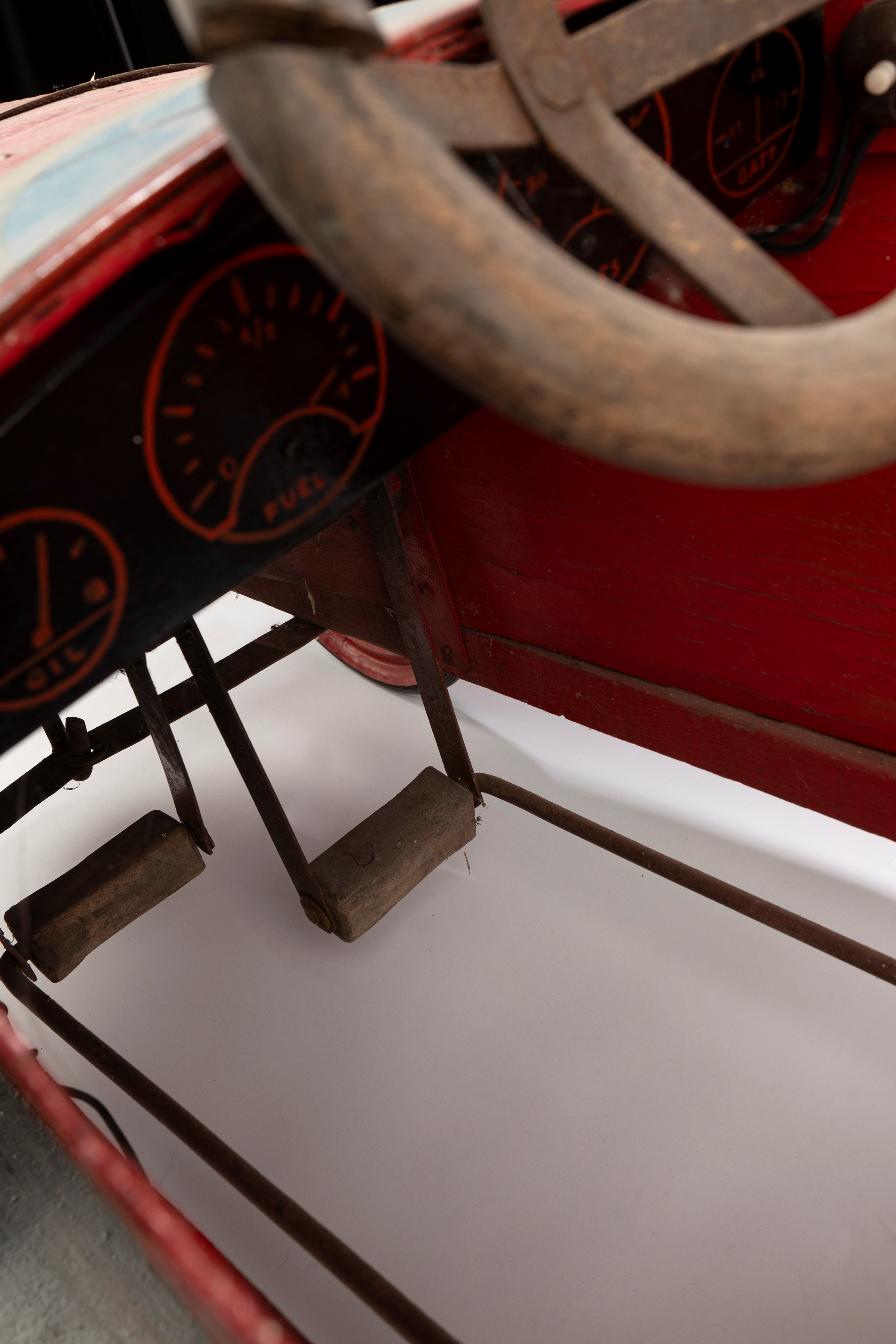 Auto a Pedali in Legno