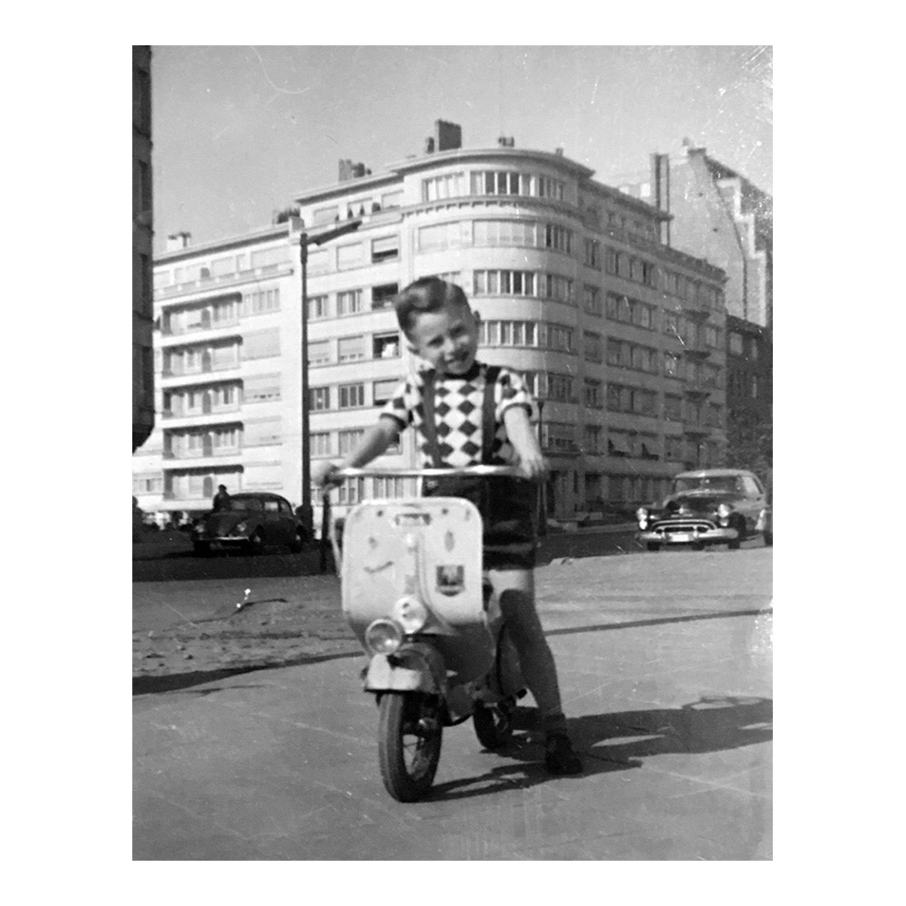Pierre Gui - Vespa a Pedali