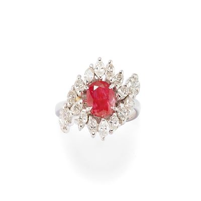 Anello con Rubino