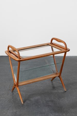 Magazine rack with tray 