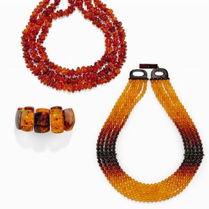 Lotto di gioielli in ambra