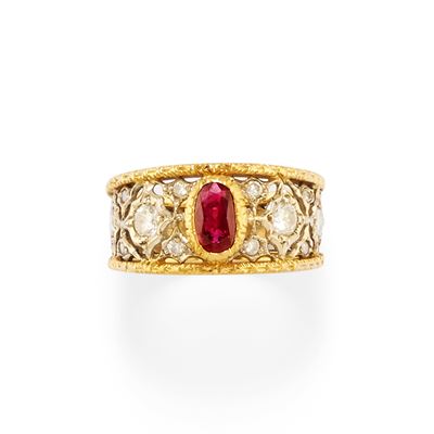 Anello con Rubino
